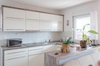 Modern and bright apartment in Ruma - B&B Ruma