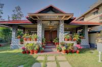 Srinikethana Home Stay with Swimming Pool - B&B