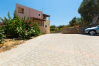 Maroulas Villas Ioanna & Stavros, Private Pools, BBQ & SeaView, By ThinkVilla - B&B Maroulás