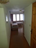 Dreibettzimmer mit eigenem Bad
