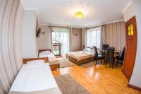 Vierbettzimmer mit Balkon