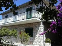 Triple Room with Balcony and Partial Sea View