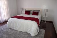 Camera Matrimoniale con Bagno in Comune 