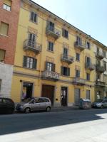 VIA PALESTRINA - CORSO VERCELLI - B&B