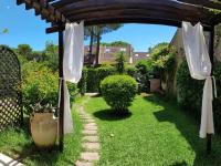 B&B Pula - Villetta con giardino immersa nel verde a 150mt dal mare - Bed and Breakfast Pula