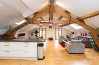 LB Vacation Rentals I Big Loft 107m2, 10min Walk to Palais des Festivals - B&B Cannes