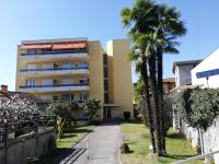 Minusio, Casa Gottardo - nahe Zentrum Locarno und See Lago Maggiore, mit Balkon und Parkplatz - B&B
