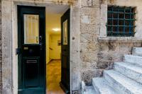 Old Town Top Spot Apartments - Bed and Breakfast