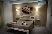 Kamer met Kingsize Bed en Uitzicht op de Tuin
