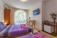 Triple Room with City View