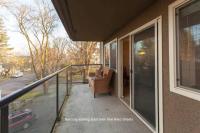 Puget Sound View, Best Area, 2 Baths, 2 Bedrooms, WD, Jacuzzi Bath, New Carpet, Balcony, View, 925sf - B&B Tacoma