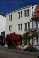 B&B Lübeck - Gästehaus am Krähenteich - Bed and Breakfast Lübeck