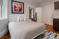 Modern Studio, 15 min Train to Boston - B&B Brookline
