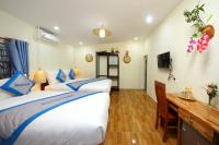 Triple Room with Terrace