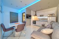 Apartamento con terraza 