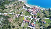 Camera Matrimoniale/Doppia con Letti Singoli con Vista Mare Parziale