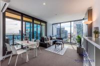 B&B Melbourne - WOW Apartment on Spencer - Bed and Breakfast Melbourne