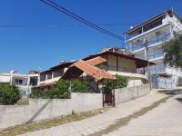 Eljudi House - Bed and Breakfast Borsh