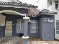 Anis Homestay Gua Musang - B&B