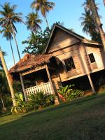White Frangipani Villa met Zonneterras