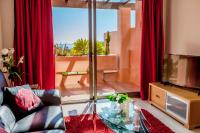 Seaview Luxury Penthouse Apartment 24 hour security and Underground Parking - Ferienwohnung Estepona