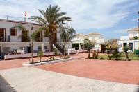 Apartamentos La Palmera - B&B