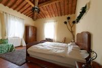 Large Double or Twin Room