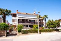 Apartment Nola by Rent Istria - B&B Parenzo