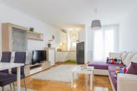 Cute and Sunny Studio with Balcony & Free Parking - Bed and Breakfast Zagreb