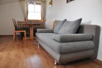 Apartamento de 2 dormitorios con balcón