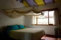 Queen Room with Garden View