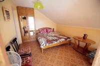 Economy Triple Room