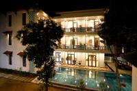 Tropical Garden & Pool Villa - B&B