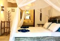 Habitación con cama grande