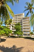 The Palms Jaco 1001 penthouse on the beach