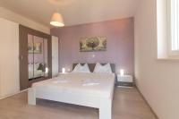 Sea View Apartment 3