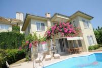 B&B Alanya - Gold City Private Pool Villa 3+1 with Free AquaPark - Bed and Breakfast Alanya