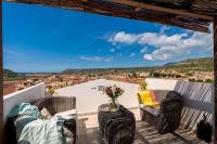 The Tower House with a gorgeous terrace - Bed and Breakfast Bosa