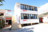 Rooms & Studio Apartment Mira - B&B