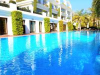 LUXURY APARTMENT FRONTAL TO THE SEA IN ESTEPONA DONCELLA BEACH - Bed and Breakfast