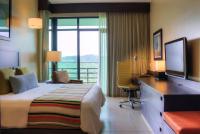 Deluxe Room with Rainforest View and Balcony 