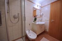 One-Bedroom Apartment (3 Adults)
