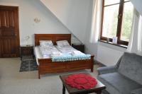 Dreibettzimmer mit eigenem Bad