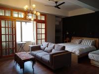 Deluxe Family Suite