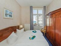 One-Bedroom Apartment with Sea View and Balcony - First Floor