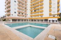 Três Castles Beach Apartment 3 - B&B
