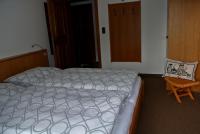 Apartment mit Balkon