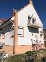 Virág Apartman - Ferienwohnung Vonyarcvashegy