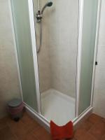 Einzelzimmer mit eigenem Bad