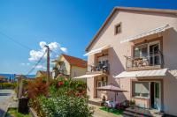 Belane Apartments - Bed and Breakfast Tivat